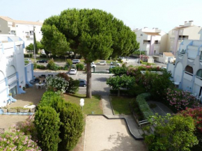 Studio cosy tout équipé dans résidence avec piscine